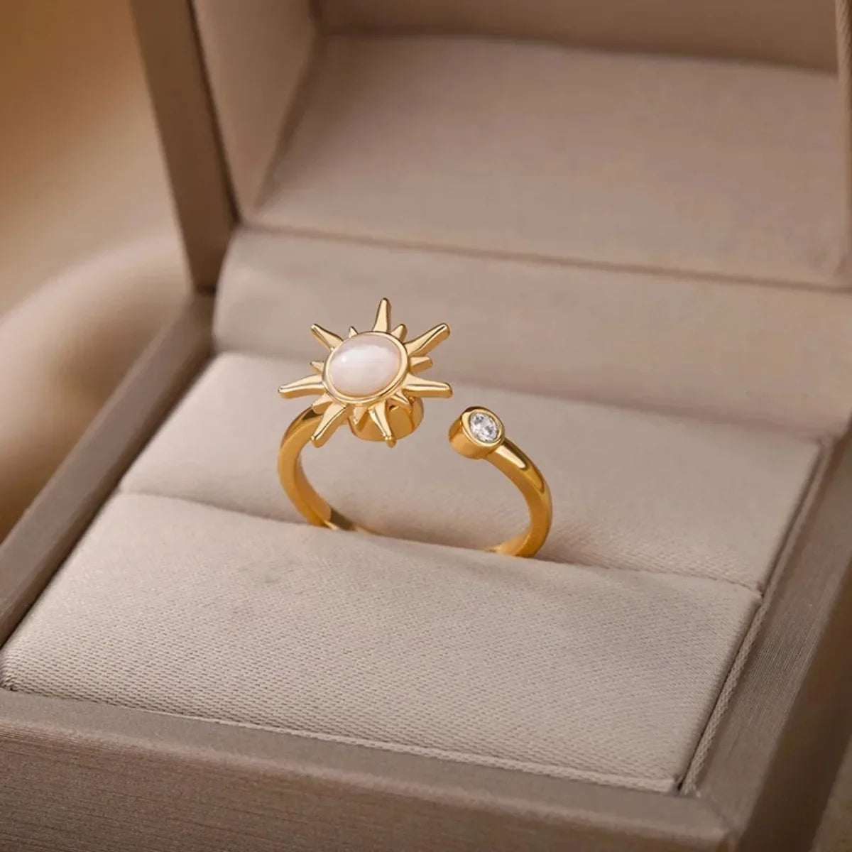 Luna Ring