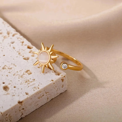 Luna Ring
